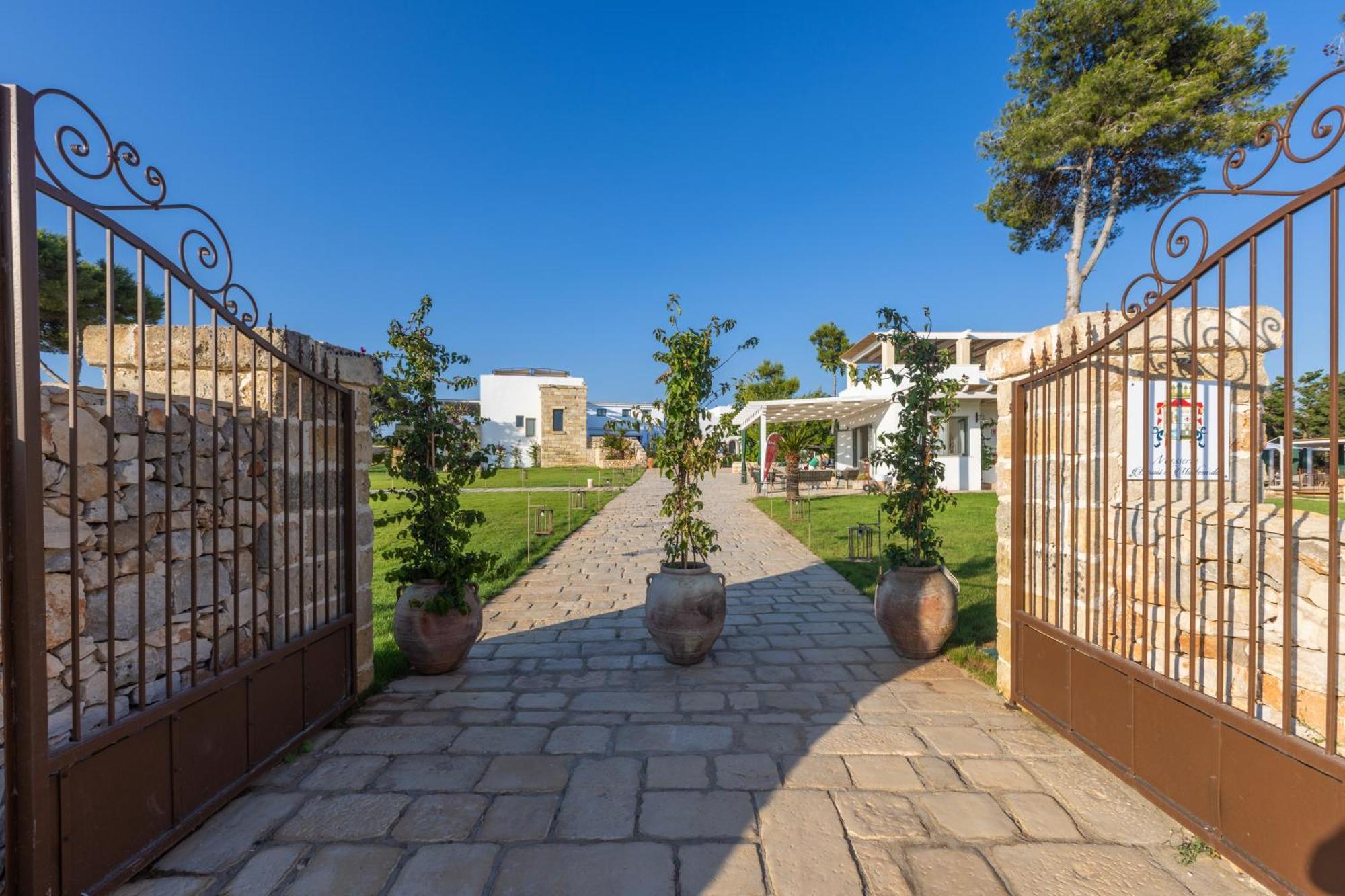 Masseria Baroni Di Montesardo Lido Marini Buitenkant foto